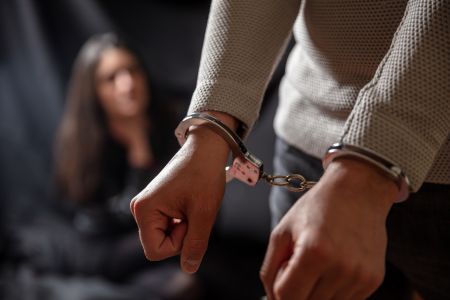 Arrest_DM
